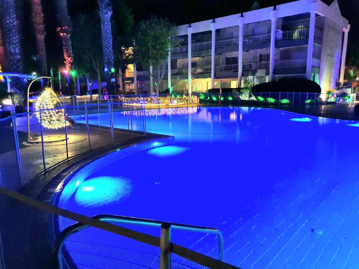 Barak Royal Suites 52 Garden - חמש דקות מהים ומהטיילת Ejlat Zewnętrze zdjęcie