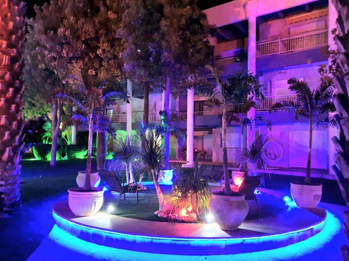 Barak Royal Suites 52 Garden - חמש דקות מהים ומהטיילת Ejlat Zewnętrze zdjęcie